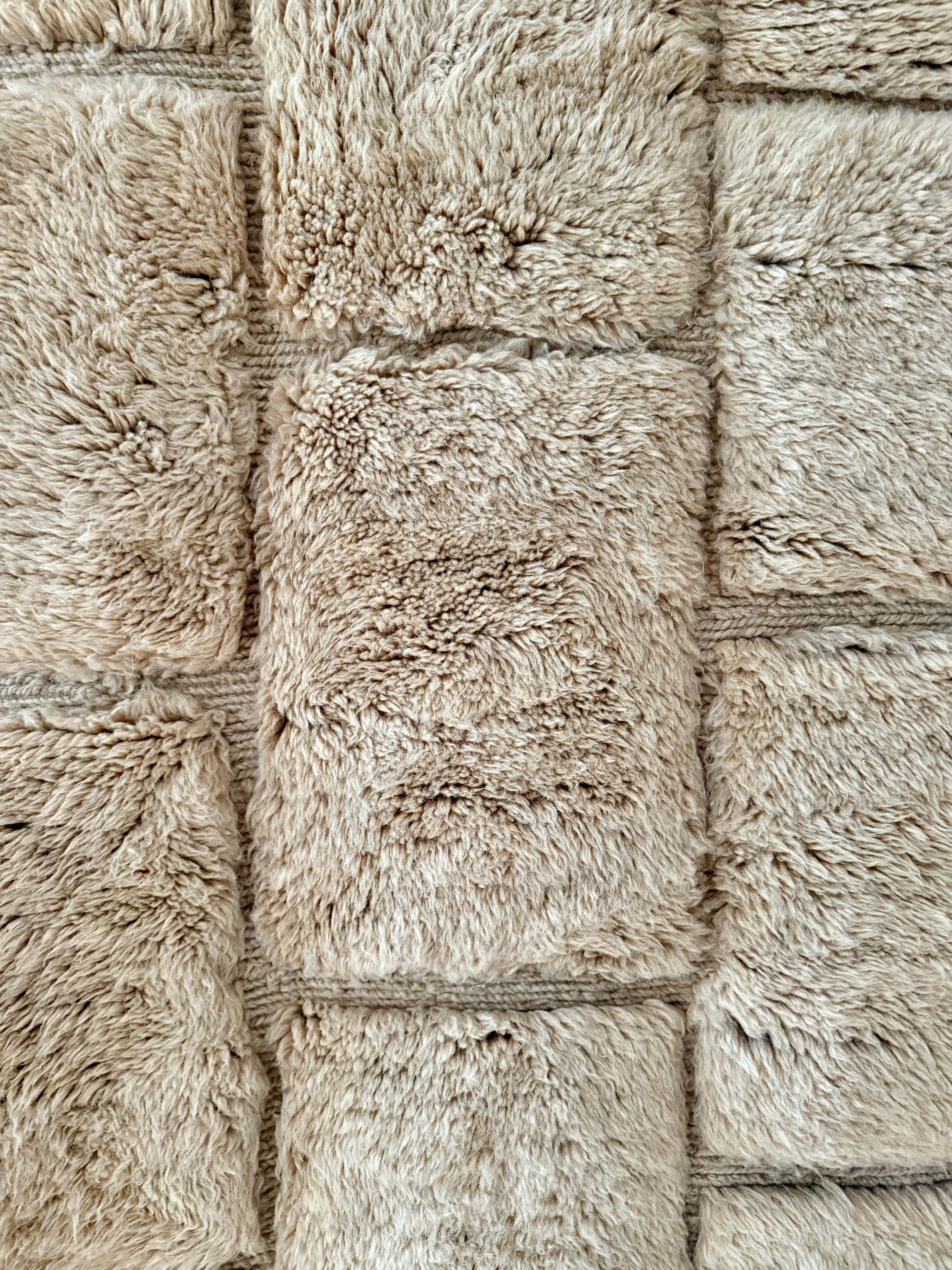 Mrirt 230 x 150 Vano (No. 146)