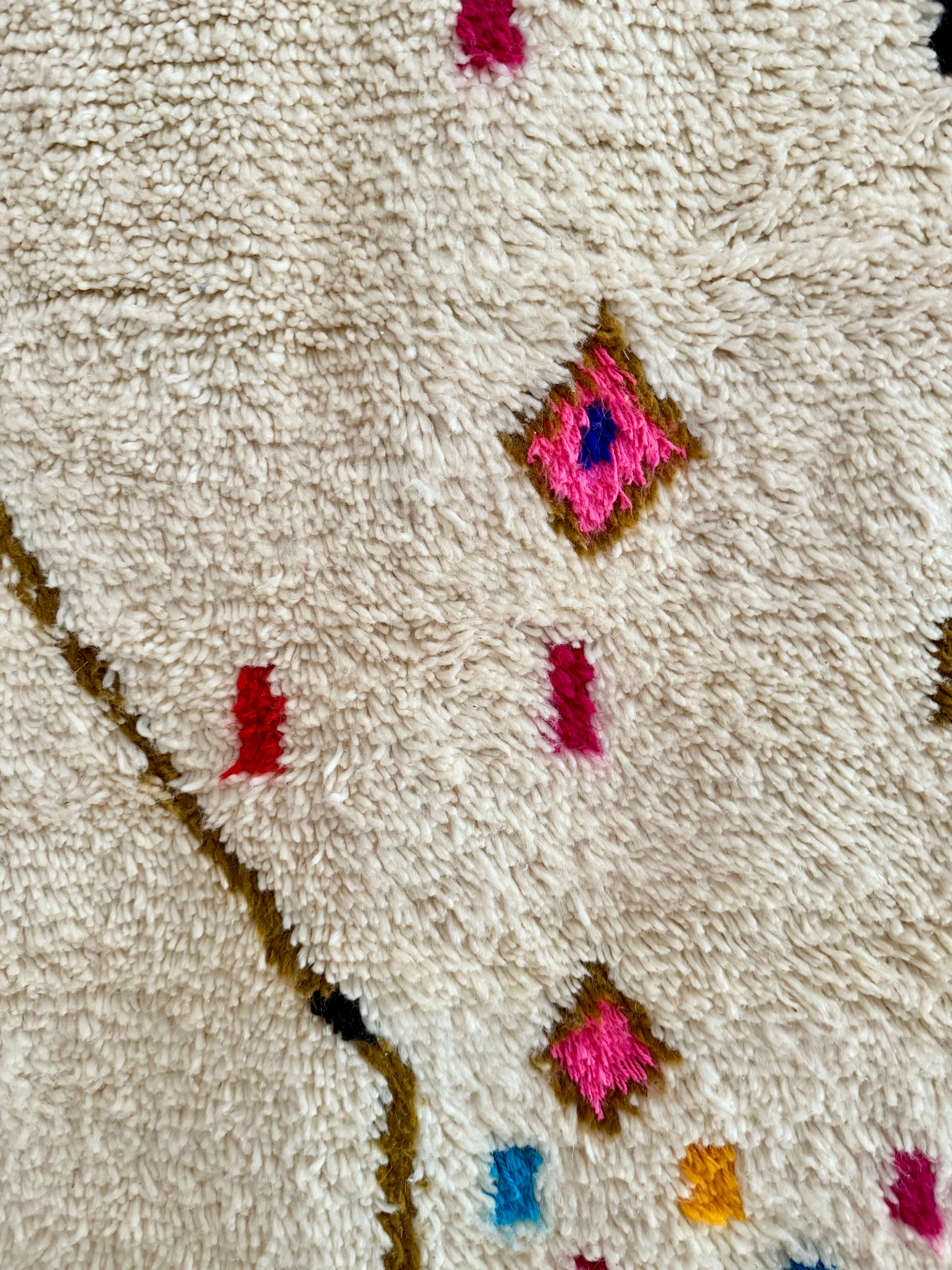 Azilal 300 x 400 Tifawin (No. 137)
