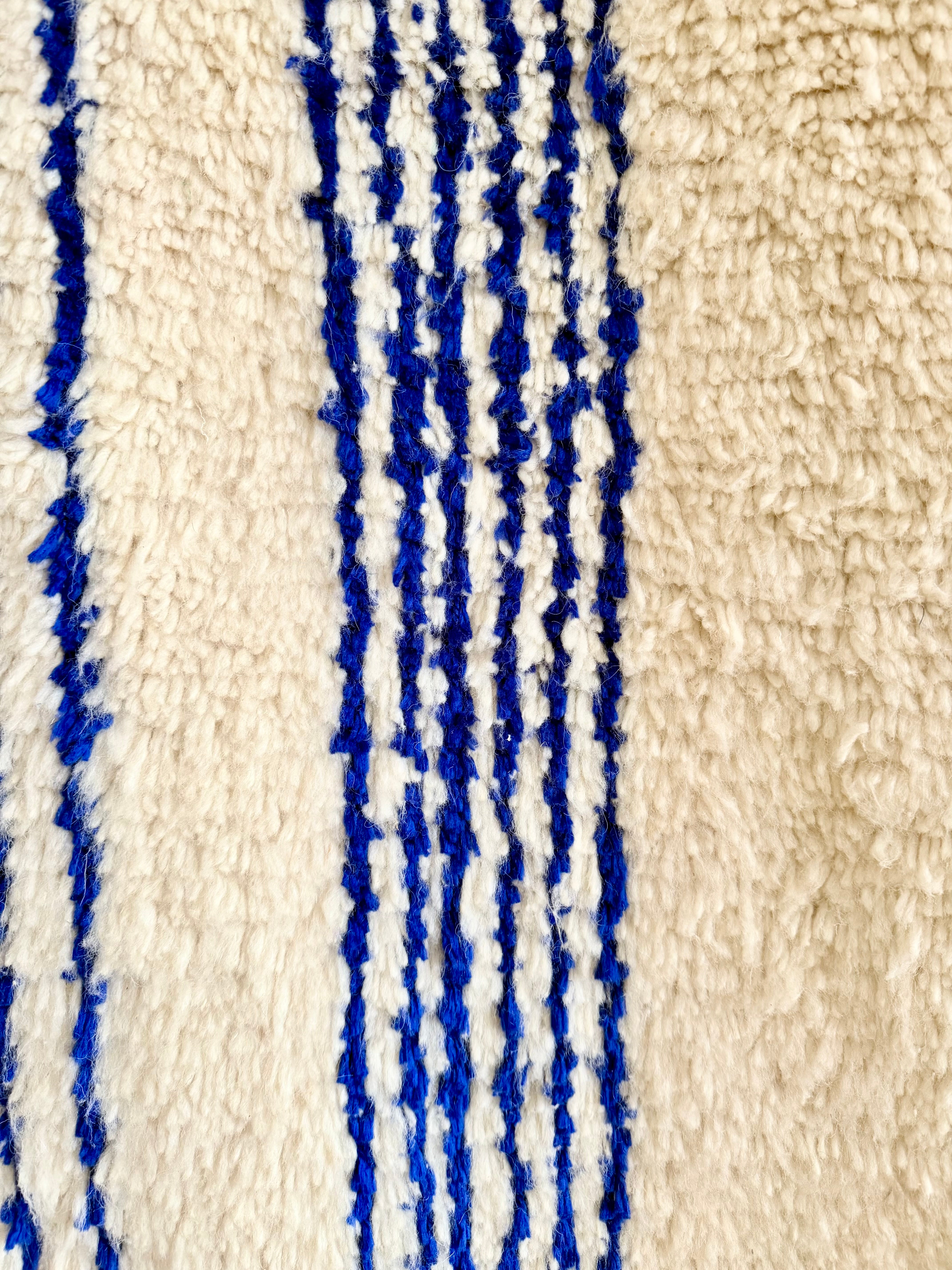 AZILAL 313 x 208 Saphir (No. 138)