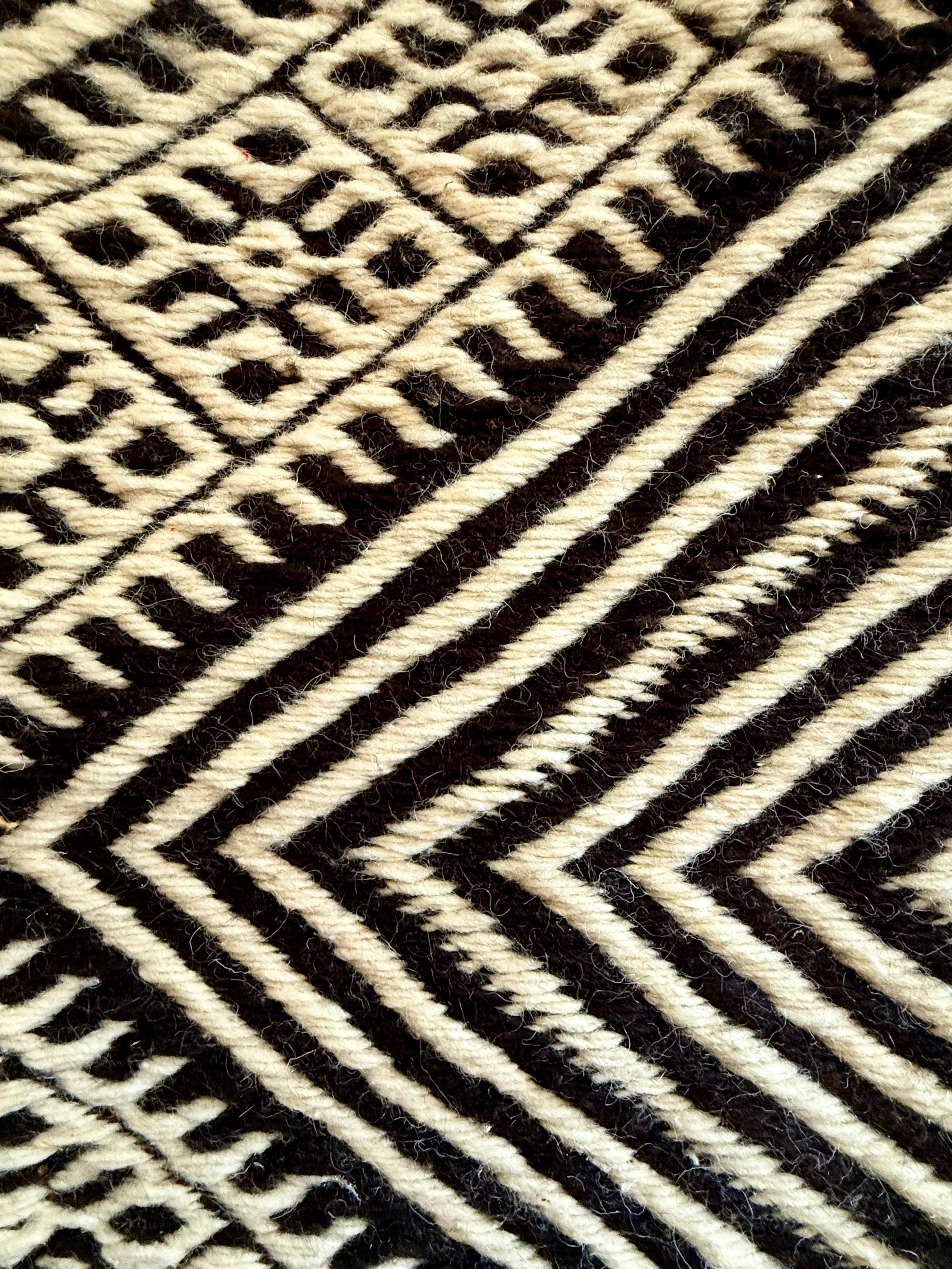 Mrirt-Kelim 340 x 200 Maron (No. 158)